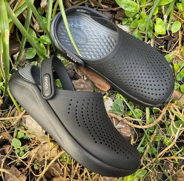 1st Copy Crocs Literide Comfortable Unisex Black Clogs 1st Copy Crocs Literide Comfortable Unisex Black Clogs