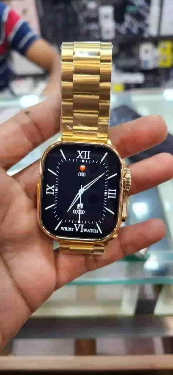 iWatch 8 Ultra with Golden Chain Belt & Ocean Rubber Strap (3) iWatch 8 Ultra with Golden Chain Belt & Ocean Rubber Strap