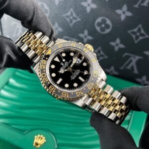 Trendy Rolex Watch For Men (APS18)