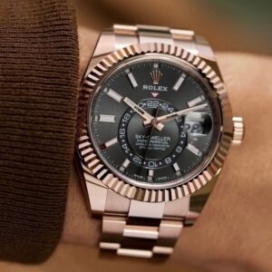 Trendy Rolex Watch For Men (APS23)