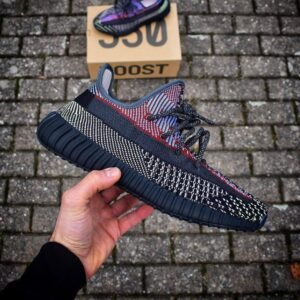 Branded Yeezy Boost 350 V2 Yecheil Sneakers