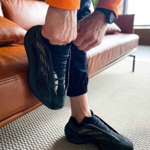 Branded Yeezy 700 V3 Black Alvah Sneakers